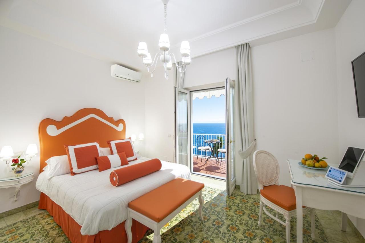 Open Gate Hotel Praiano Luaran gambar