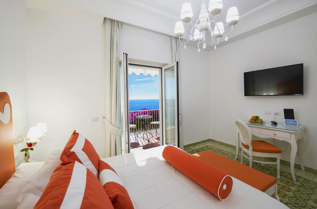 Open Gate Hotel Praiano Luaran gambar