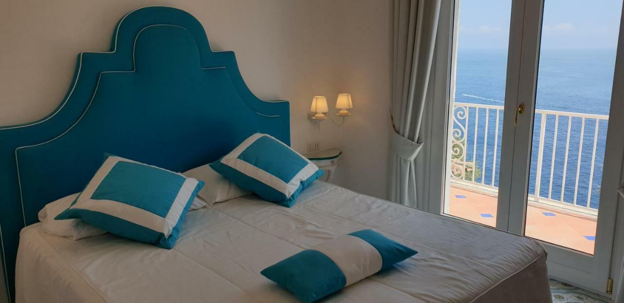 Open Gate Hotel Praiano Luaran gambar