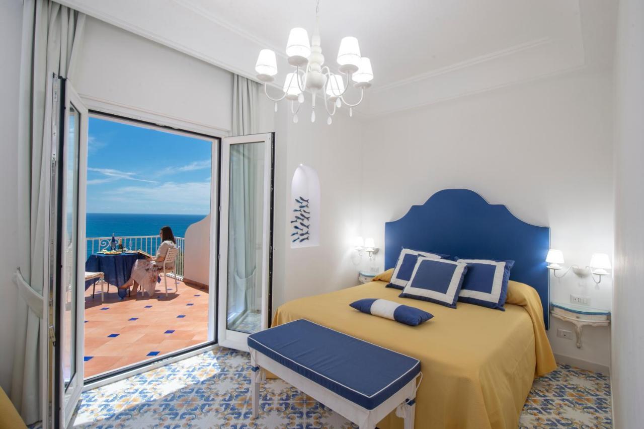 Open Gate Hotel Praiano Luaran gambar